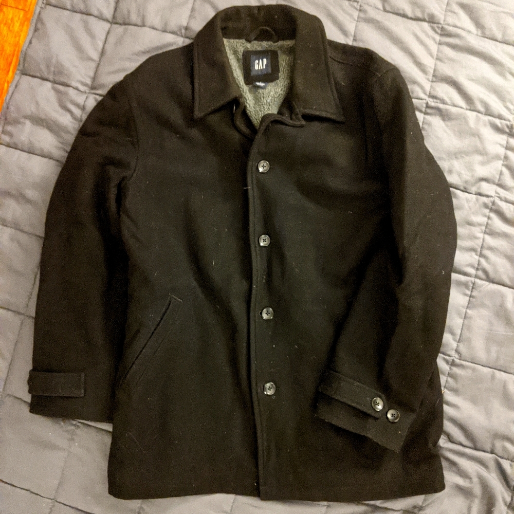 Gap  Black Pea Coat